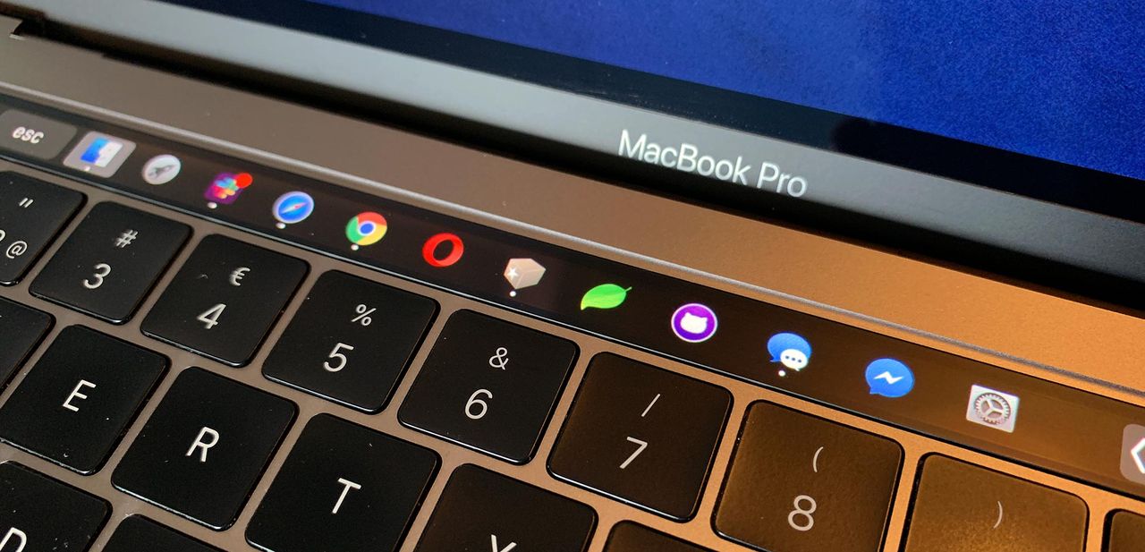 Placera dockan i din touchbar