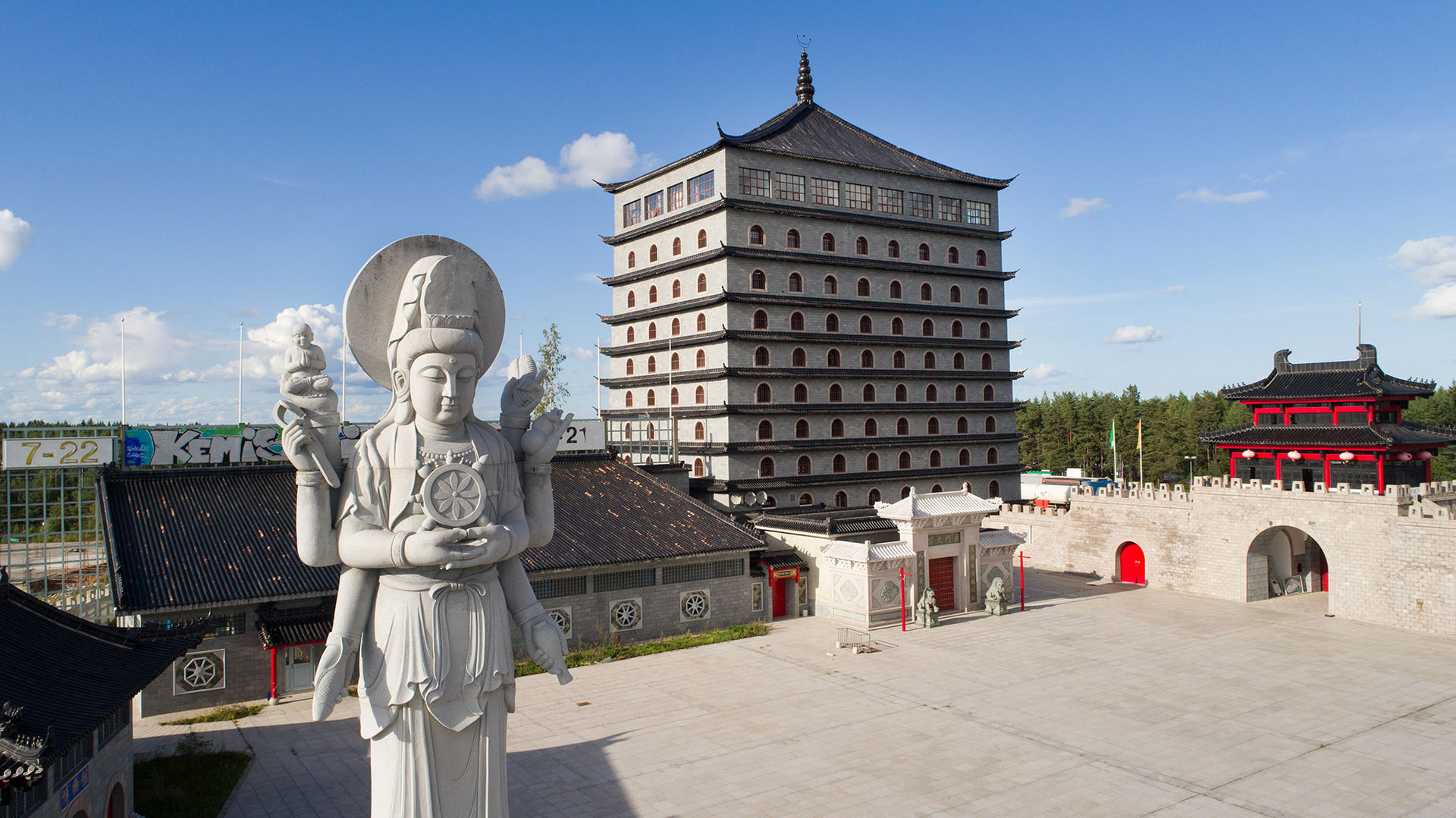 Idag öppnar Dragon Gate igen