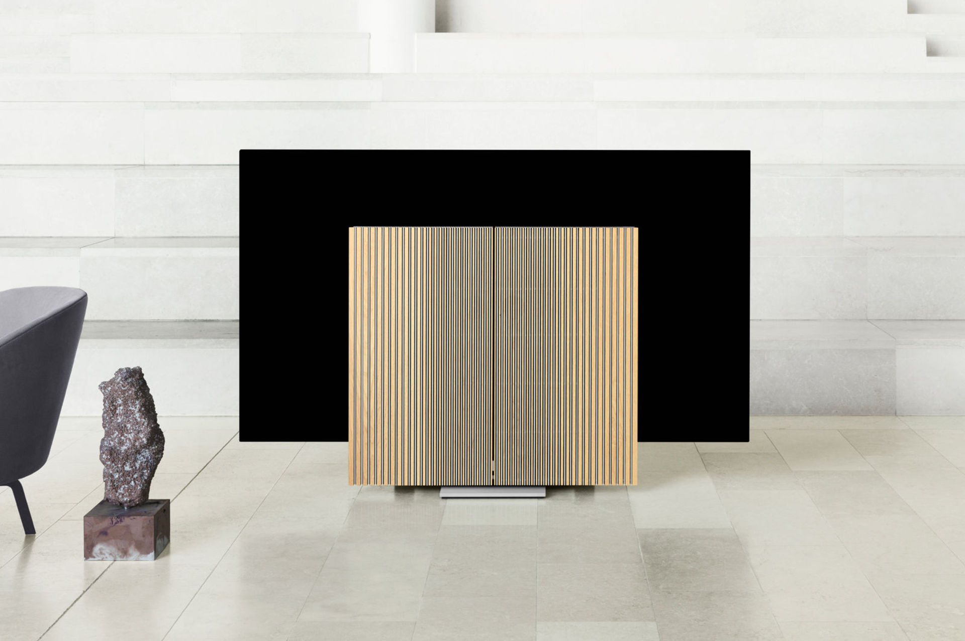 Bang & Olufsen visar upp B&O Beovision Harmony TV 