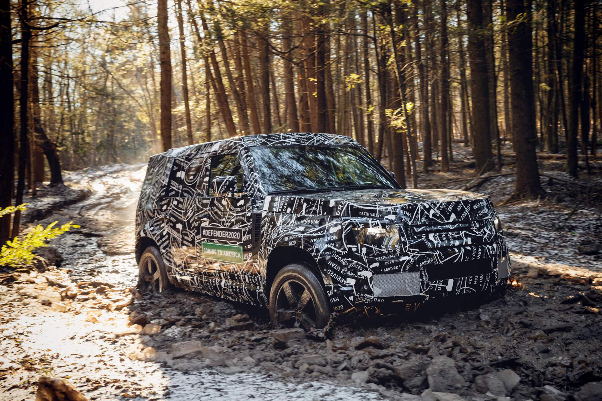 Nya Land Rover Defender presenteras i september