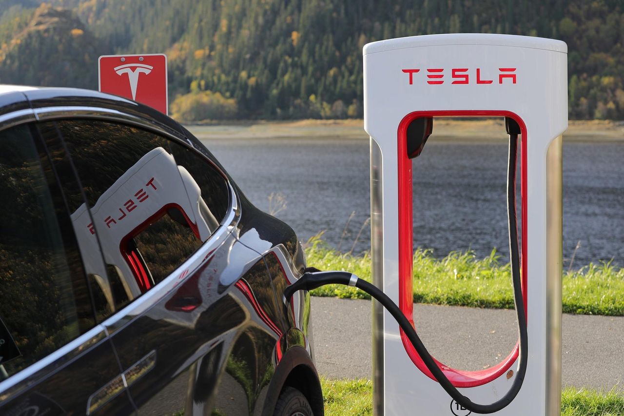 Tesla uppdaterar motorerna på Model X och S