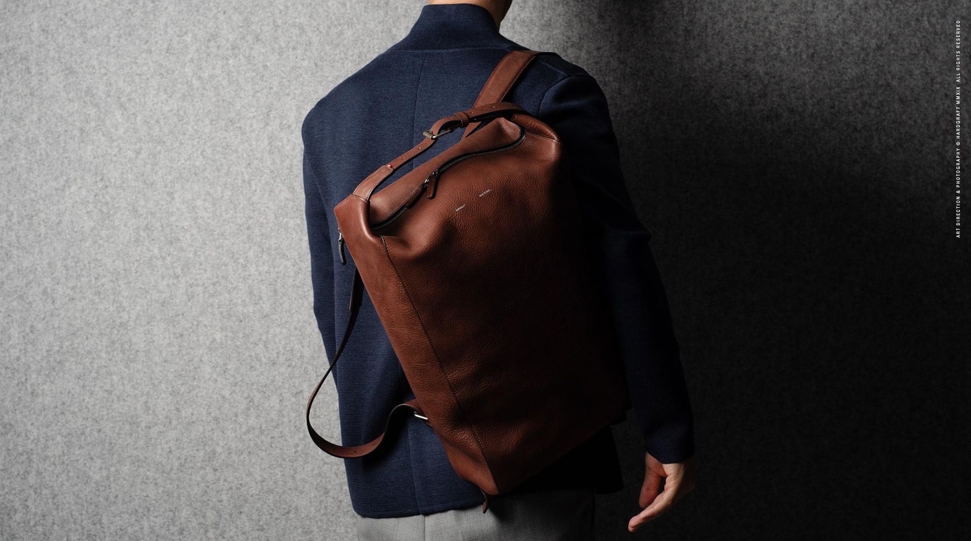 Snygg ryggsäck i läder