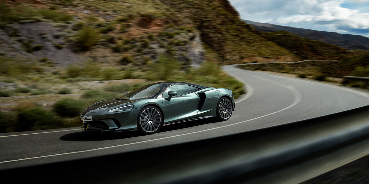 McLaren rullar ut nya modellen GT