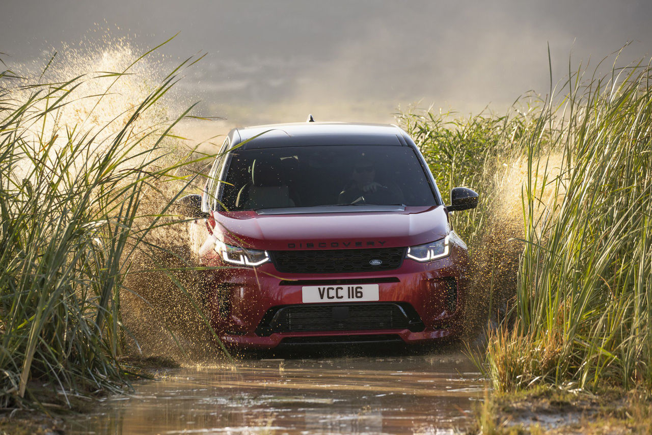 Land Rover Discovery Sport får sig ett lyft