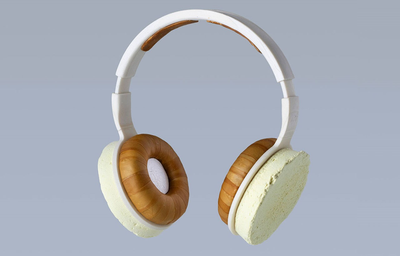 Aivan Korvaa är ett par hörlurar tillverkade av svamp