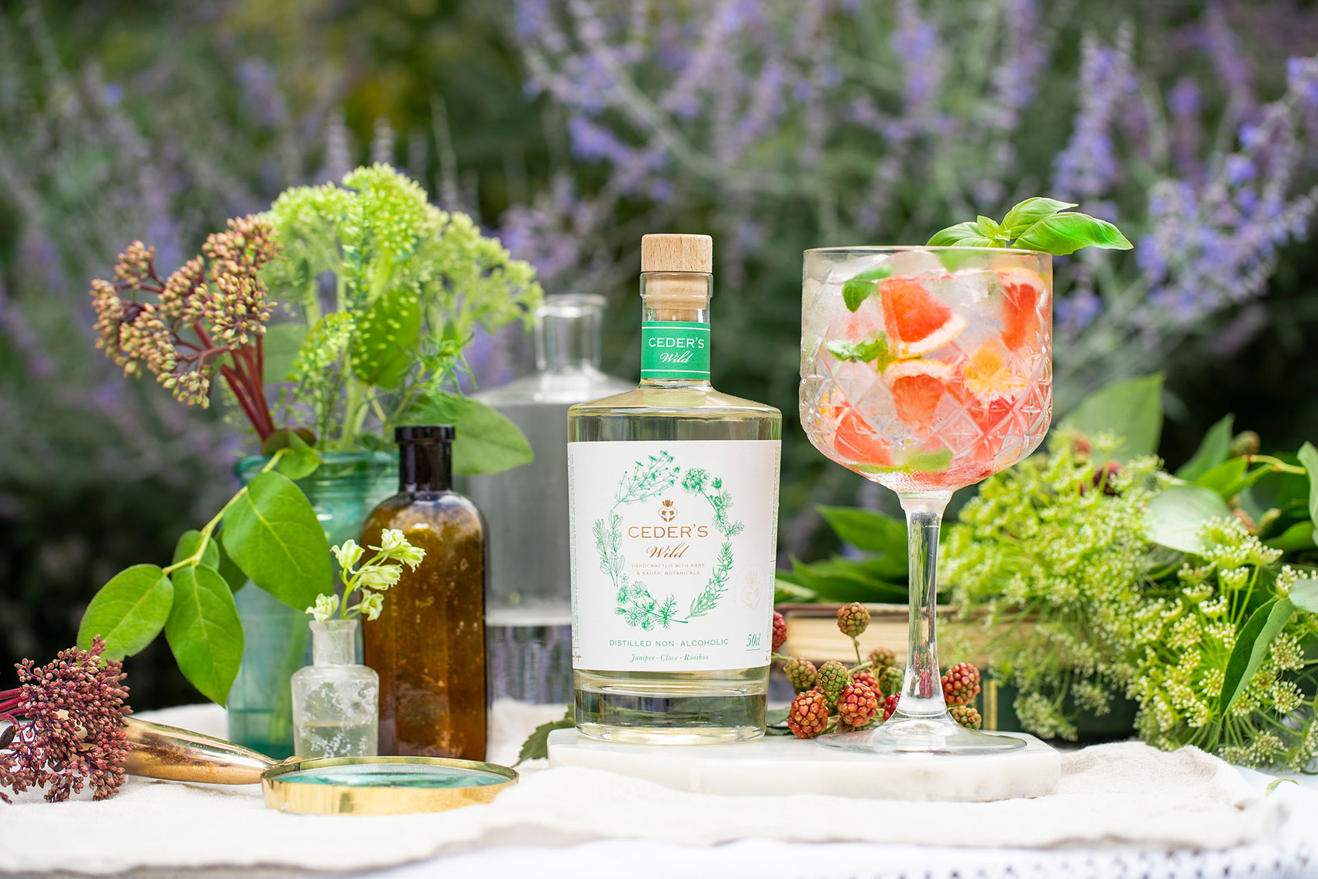 Två nya alkoholfria giner till Sverige