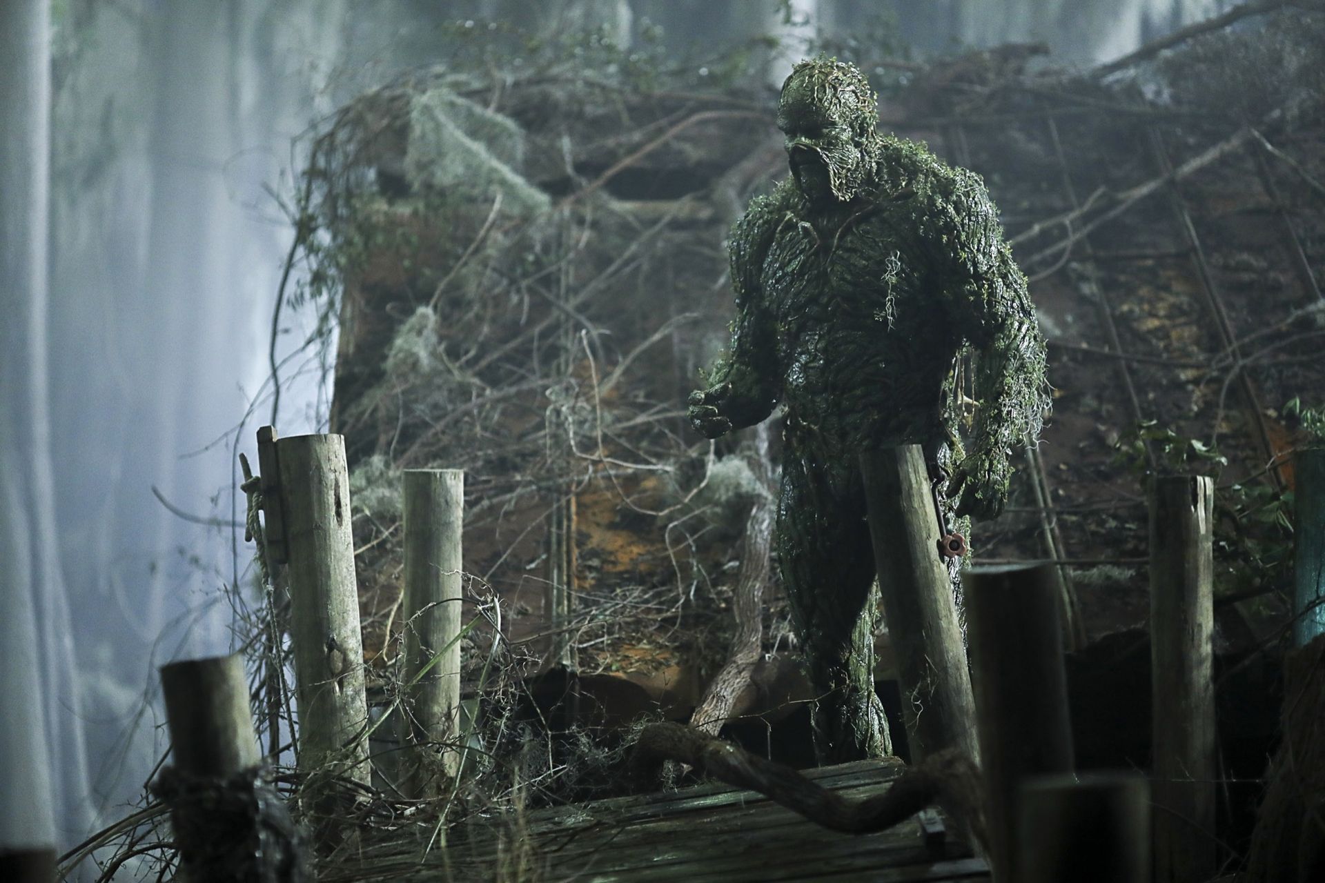 DC Universe lägger ner Swamp Thing