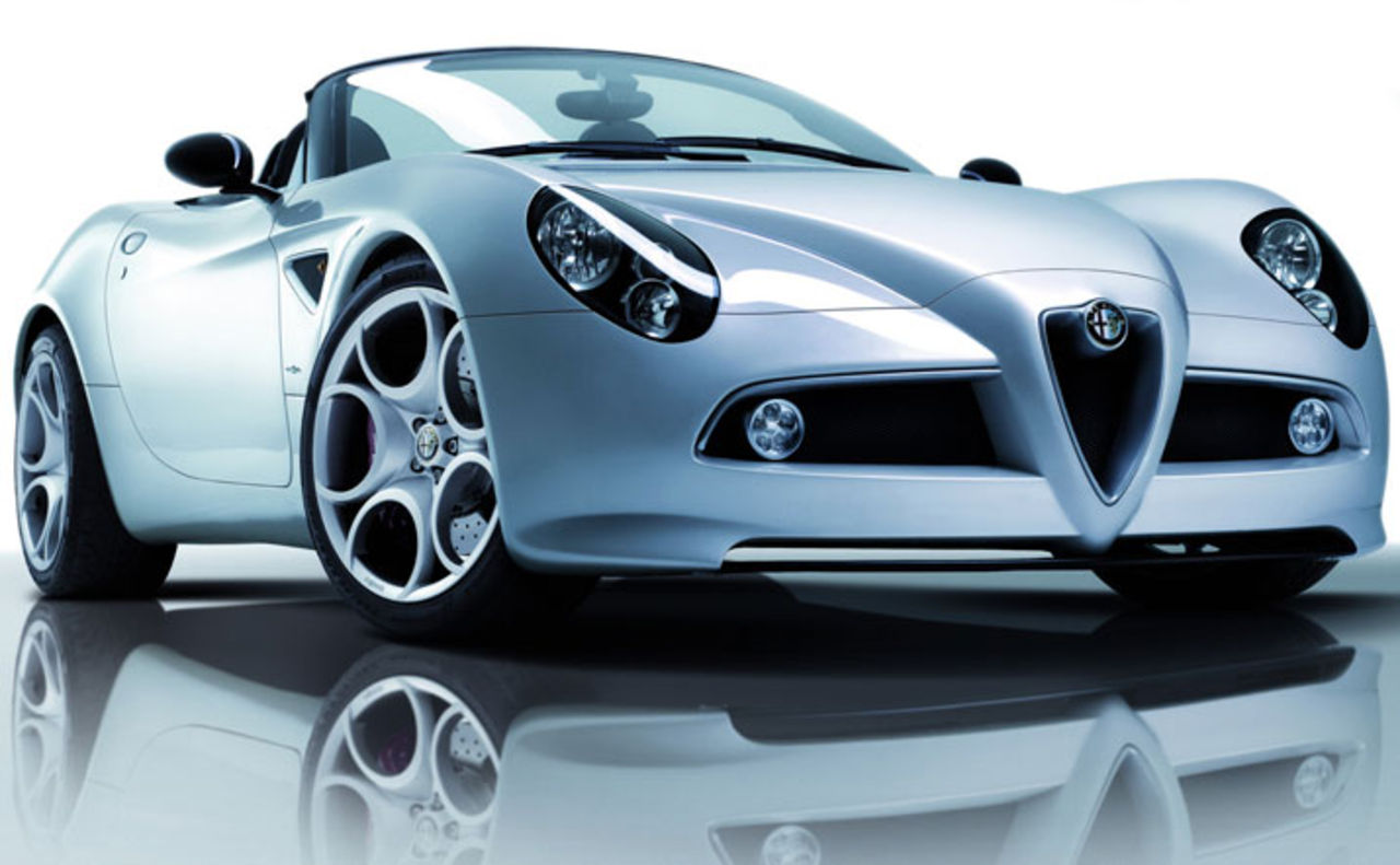 Alfa Romeo 8C Spider produktionsklar