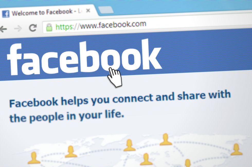 Facebook tvingas betala 45 miljarder kronor