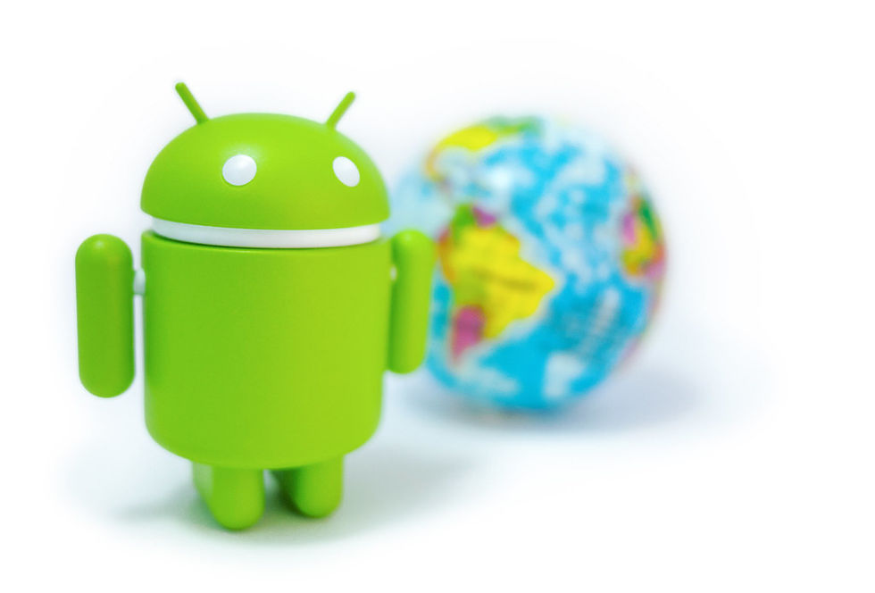 Google auktionerar ut platser för sökmotorer till Android