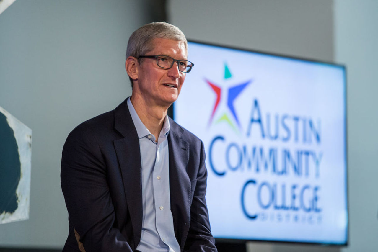 Tim Cook tycker USA:s slapphet vid våldsdåd är vansinne