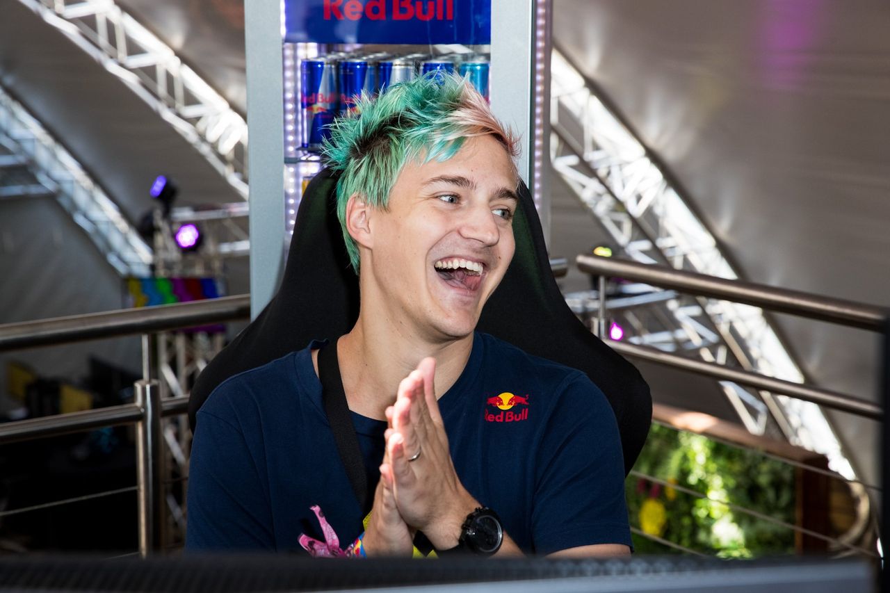 Ninja når 1 miljon prenumeranter på Mixer