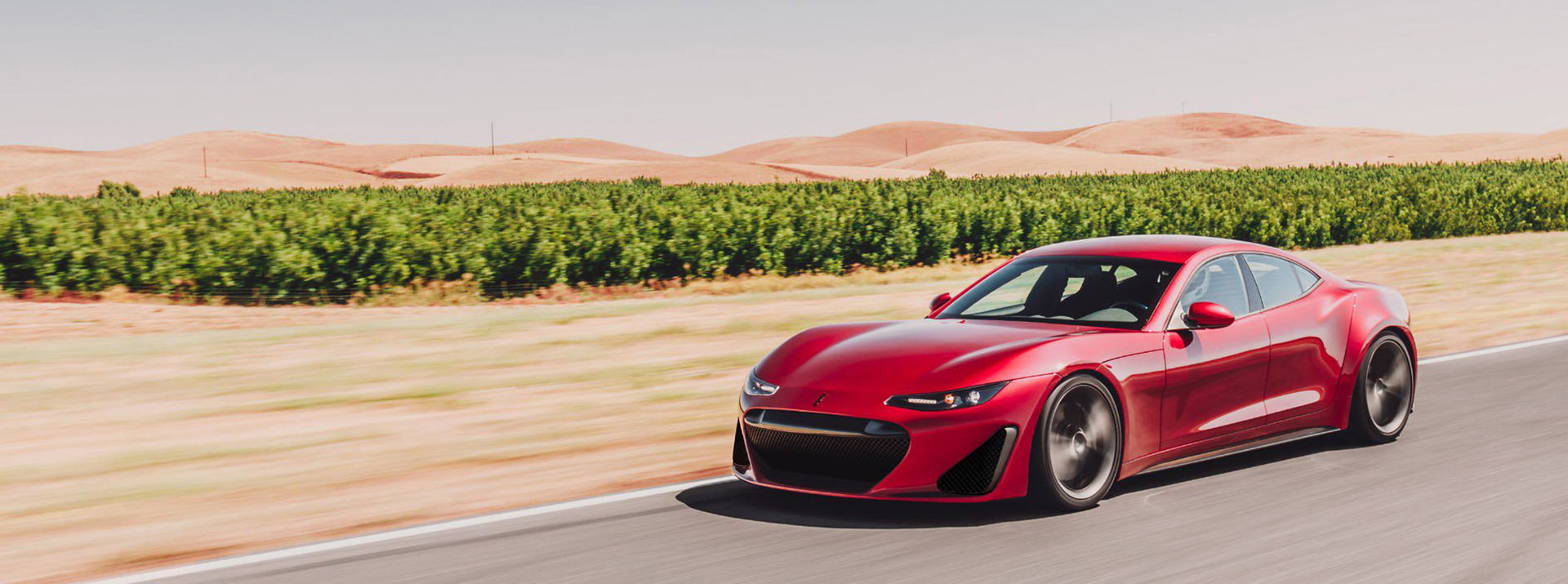 Drako visar upp sin eldrivna superbil