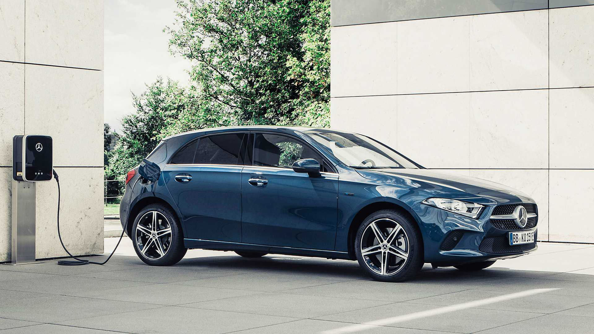 Mercedes A- och B-Klass kommer som laddhybrider