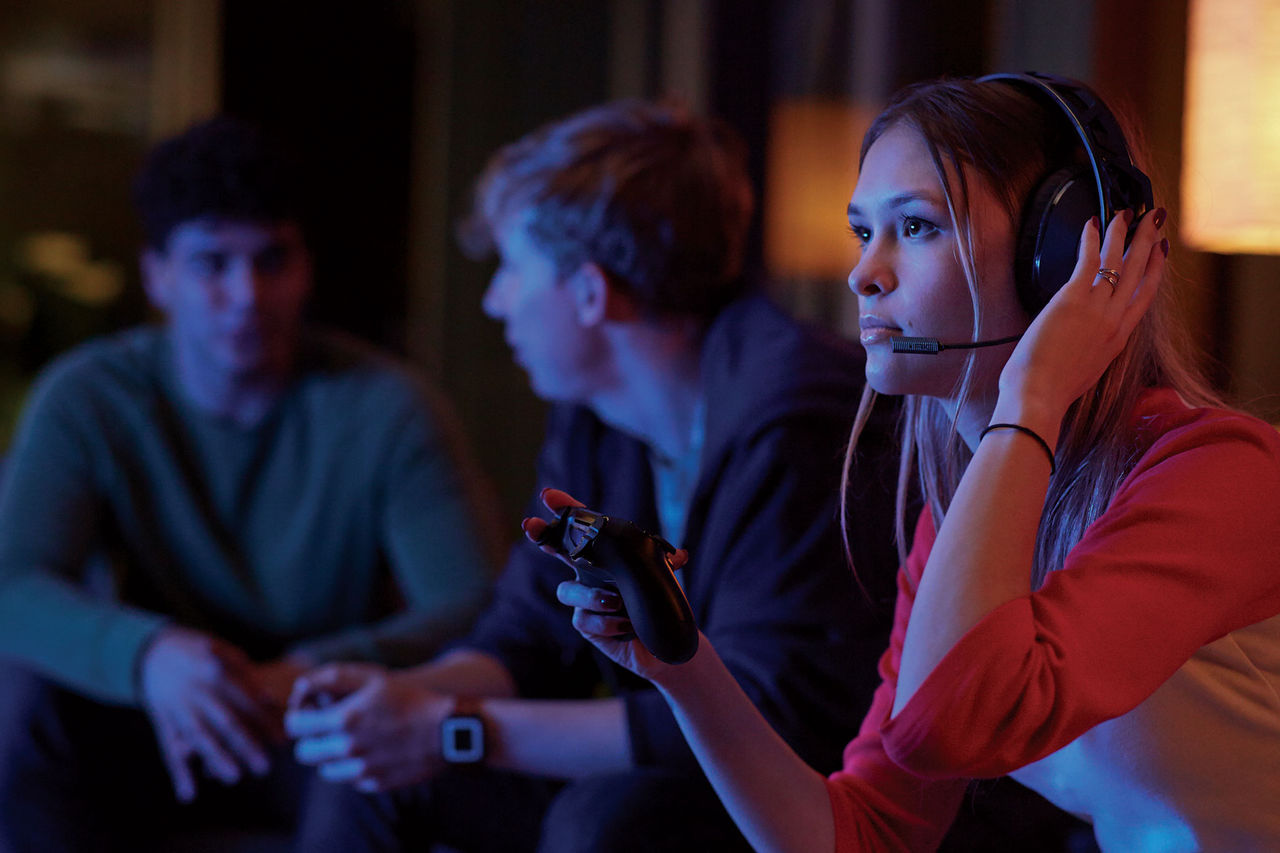 Poly presenterar trådlösa headsetet RIG 700