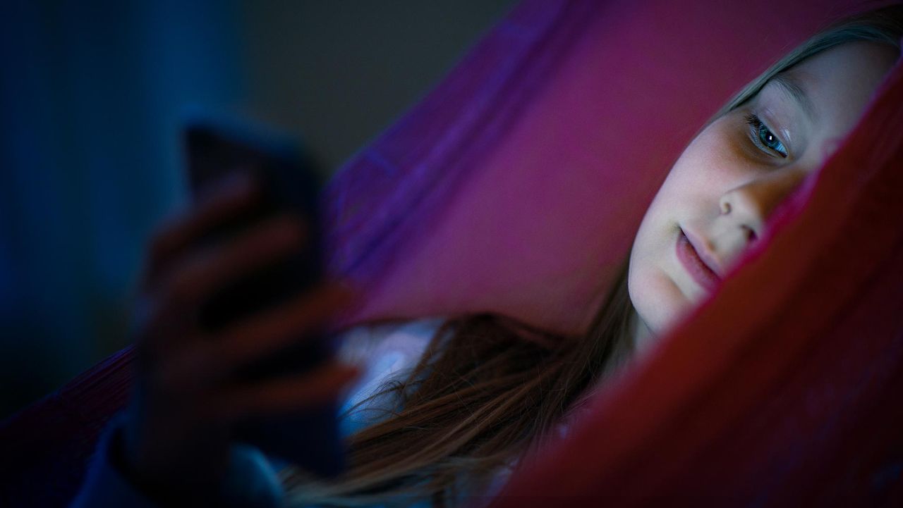 Com Hem släpper mobilabonnemang för barn