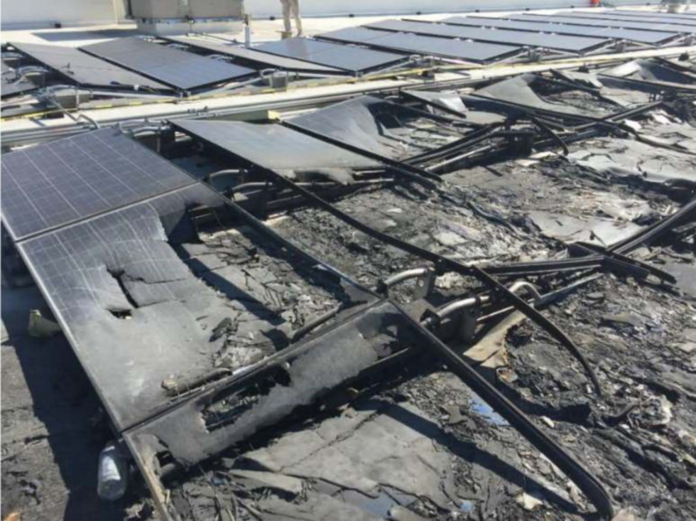Walmart stämmer Tesla för brinnande solpaneler