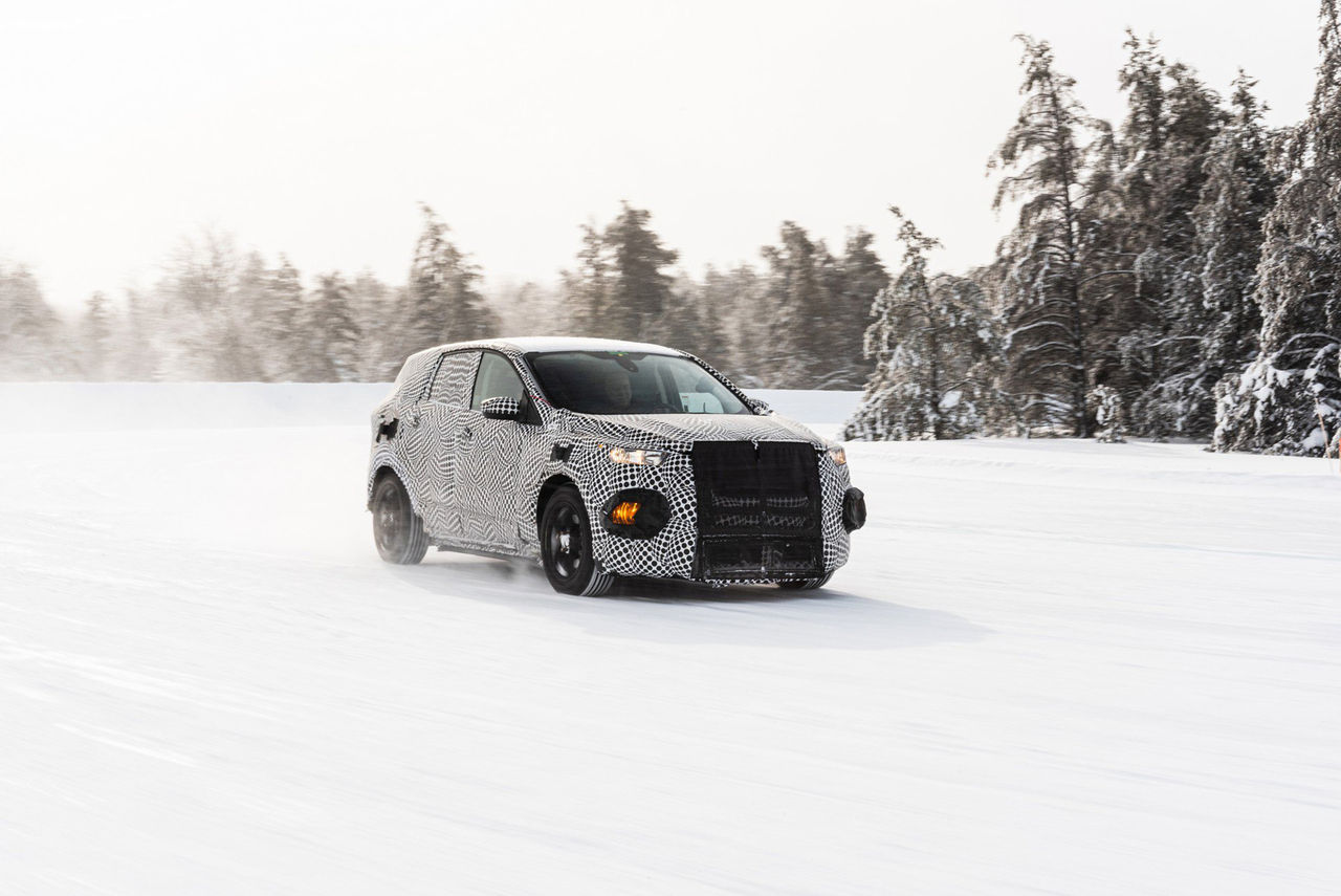 Ford börjar teasa den eldrivna suven
