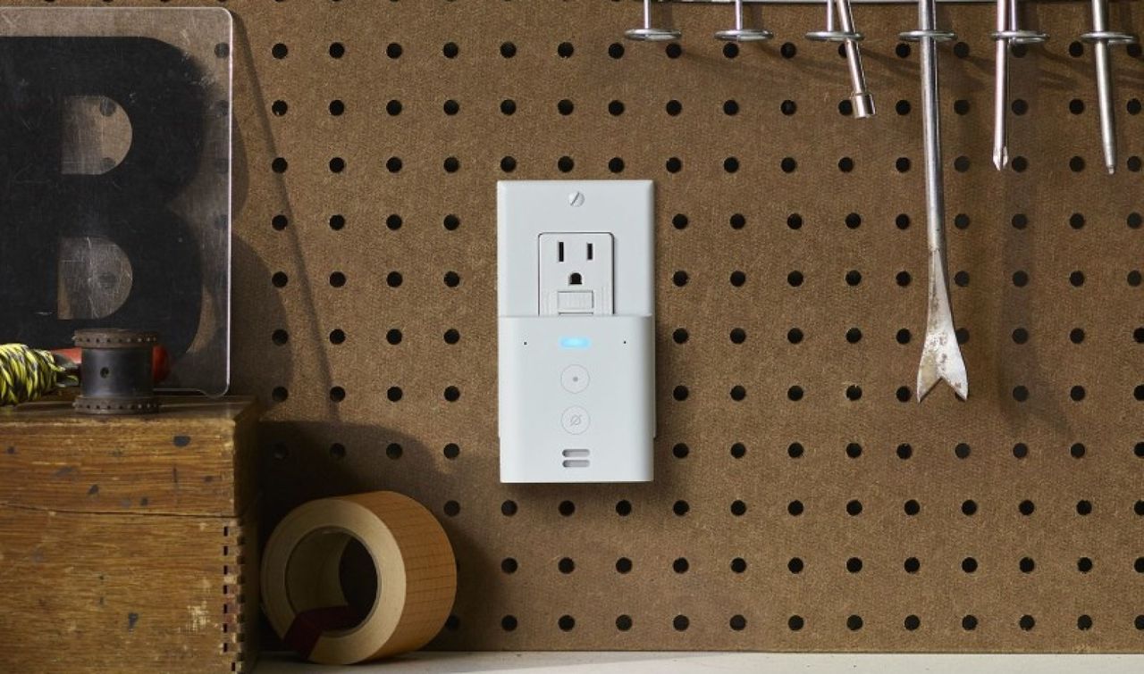 Echo Flex gör om eluttag till smarta assistenter