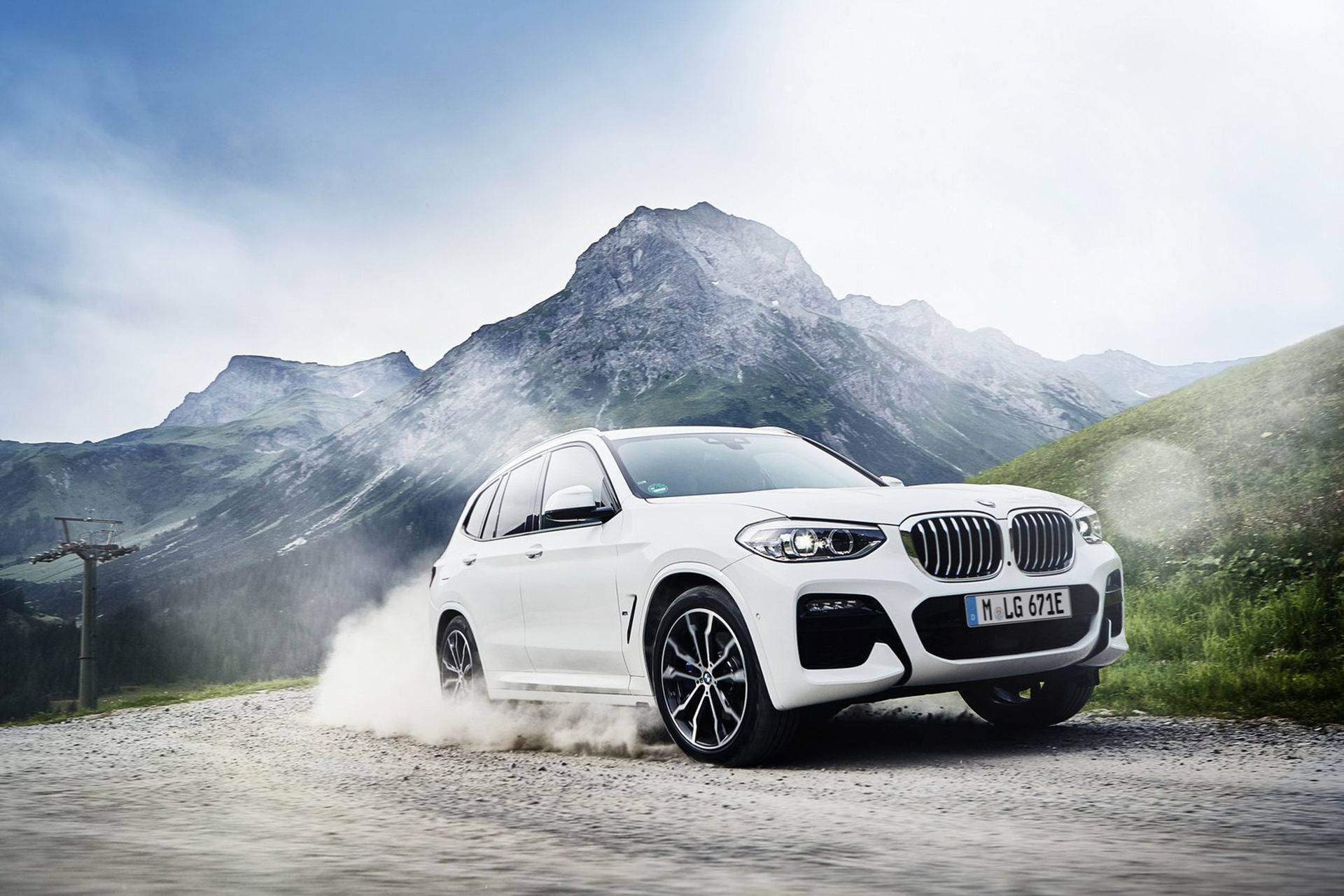 BMW berättar mer om X3 som laddhybrid