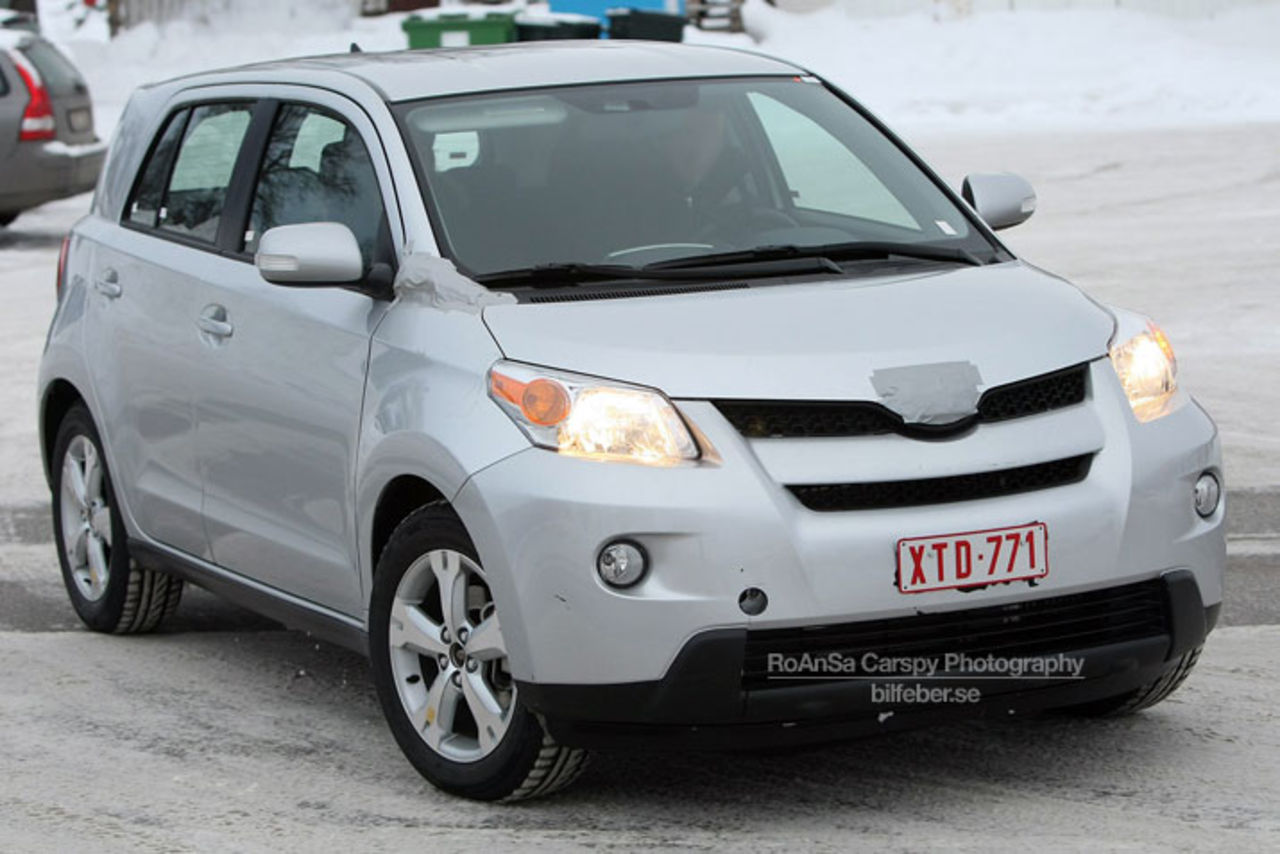 Toyota Urban Cruiser avklädd