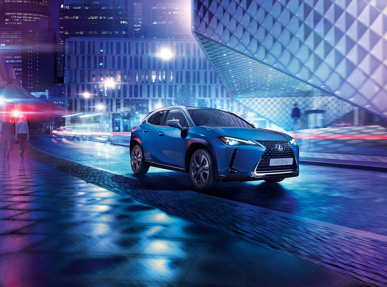 Lexus presenterar sin första elbil