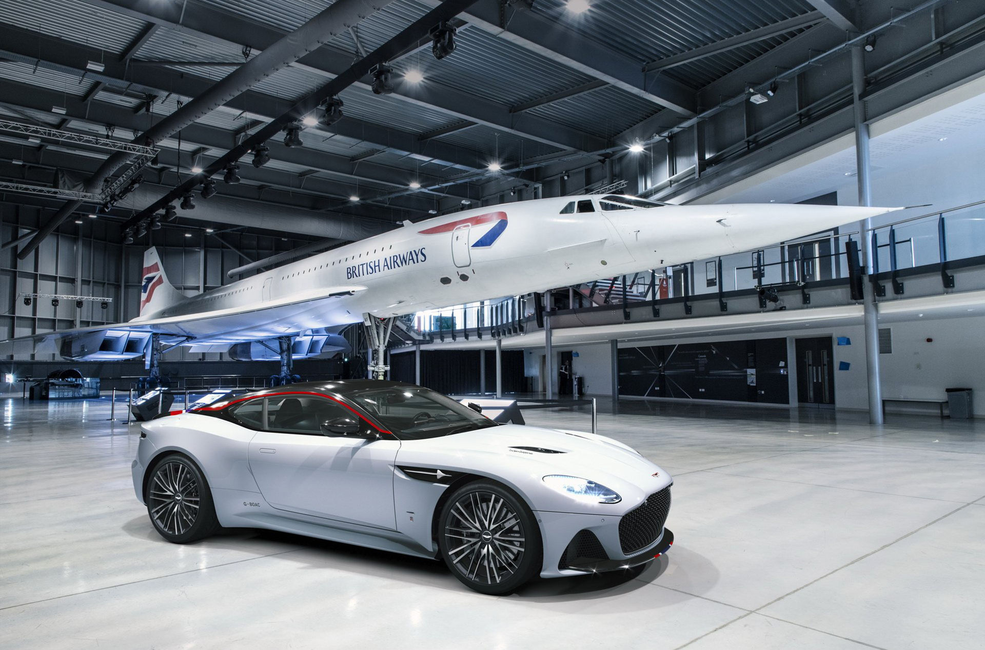 Aston Martin hyllar Concorde