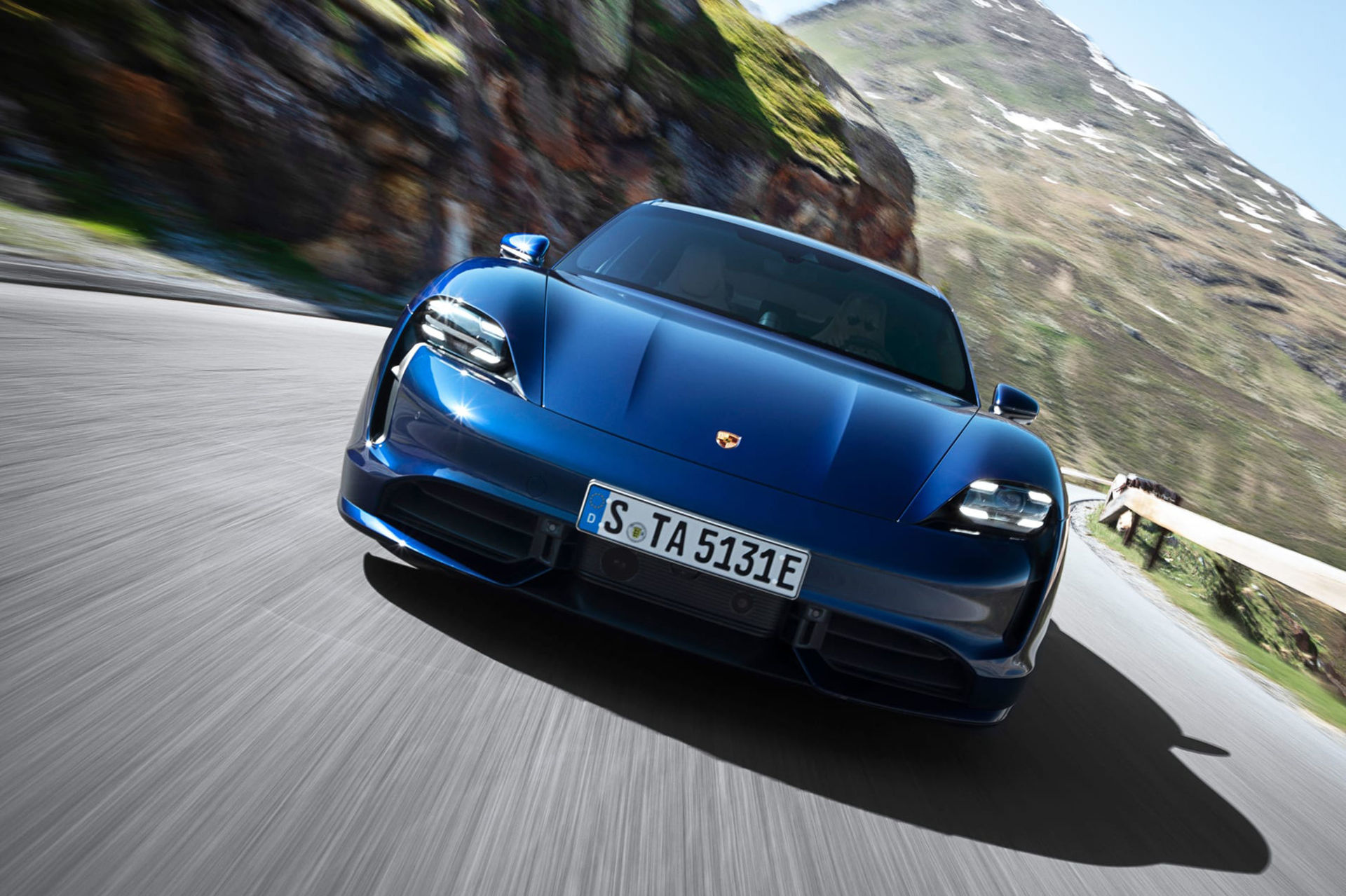 Porsche säger att Taycan lockar mängder av Tesla-ägare