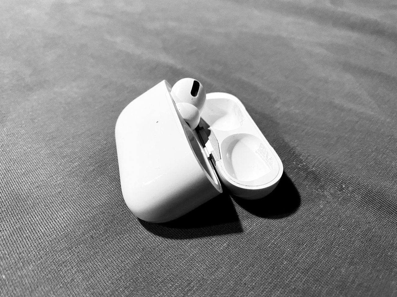 AirPods sägs dra in mer cash än vad iPod gjorde