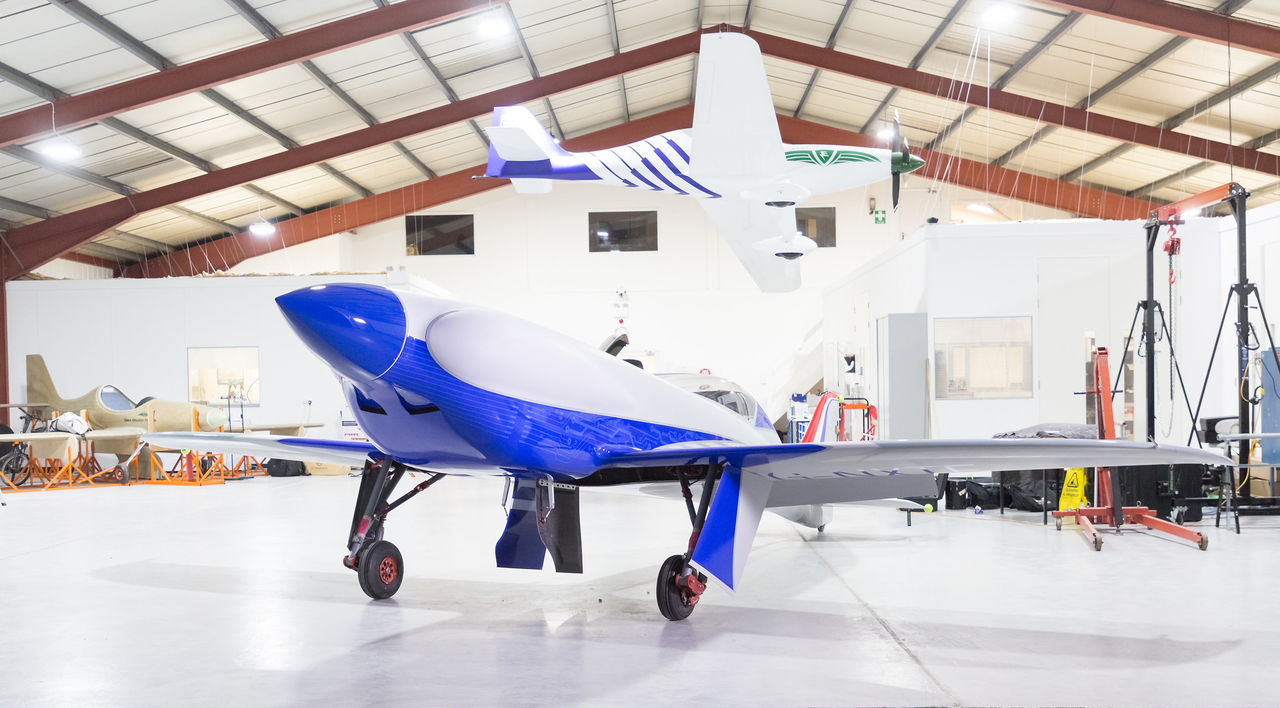 Rolls Royce visar upp elflygplanet Accel