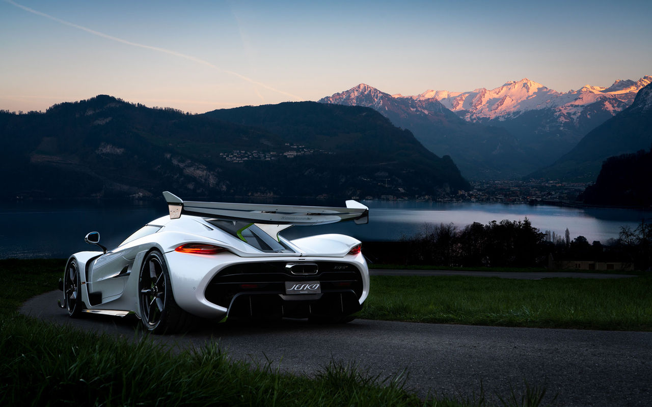 Koenigsegg-koncept som gör 500 km/h på gång?