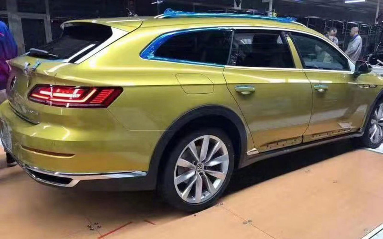 Volkswagen Arteon som slank kombi läcker ut