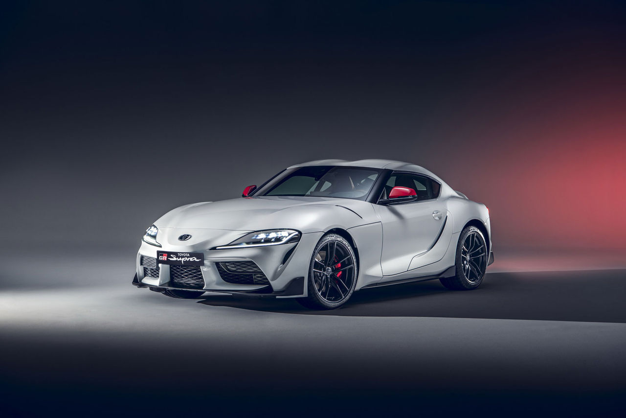 Nya Toyota Supra går nu att få med fyra cylindrar