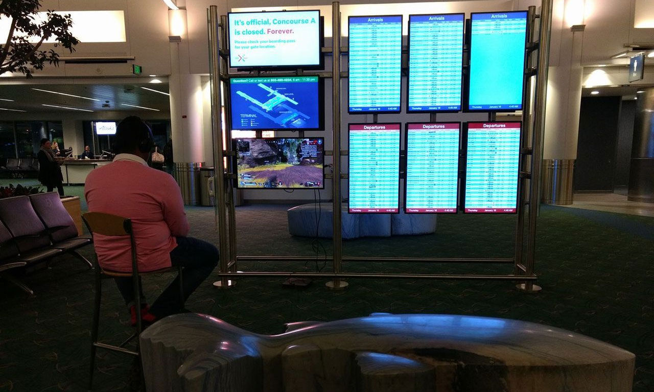 Geni använder skärm på flygplats för Apex Legends