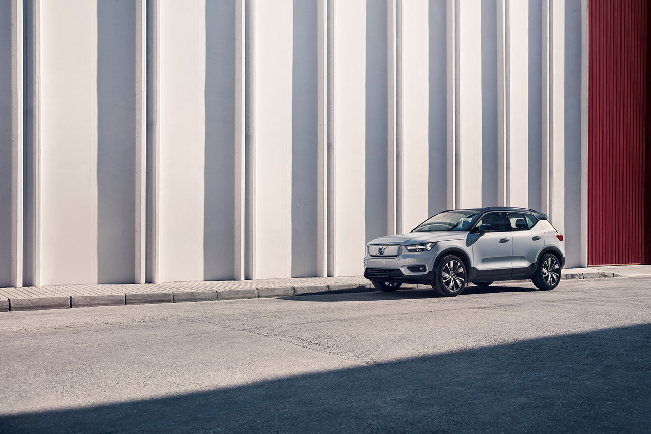 Volvos eldrivna XC40 Recharge P8 AWD börjar säljas idag