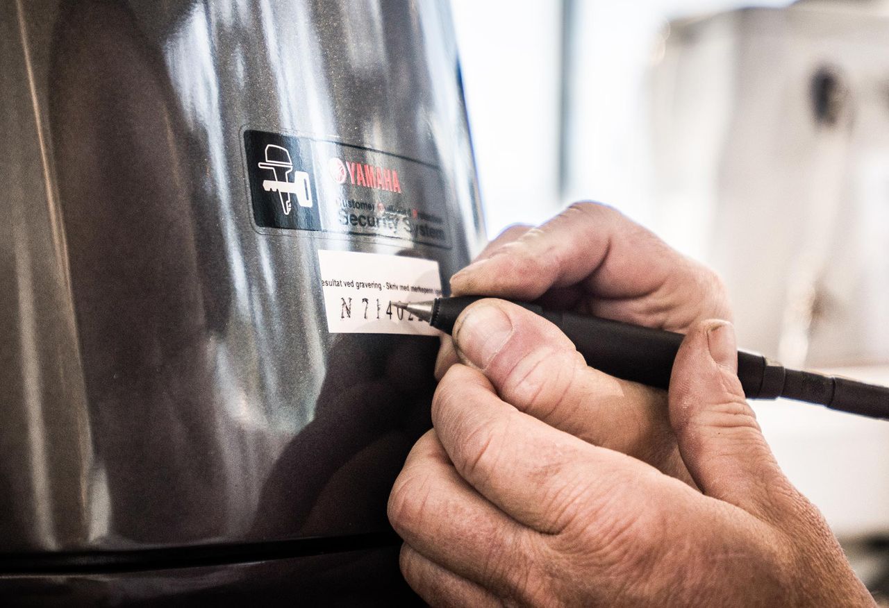 Nu får alla Yamaha-motorer stöldmärkning första året