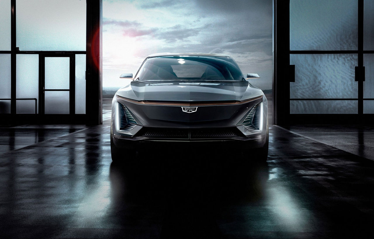 Cadillacs eldrivna SUV avtäcks redan i april