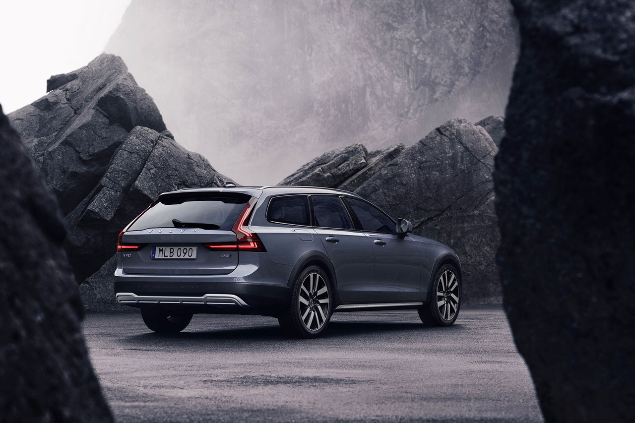 Volvo uppdaterar S90 och V90