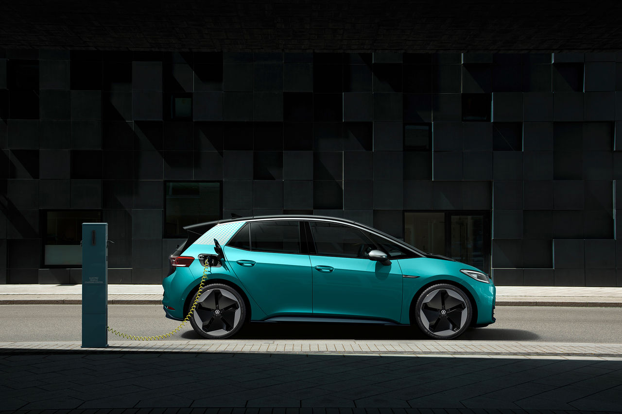Lanseringen av Volkswagen ID.3 kan försenas ett år