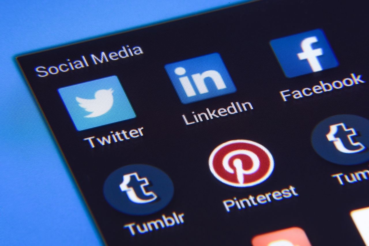 LinkedIn testar stories