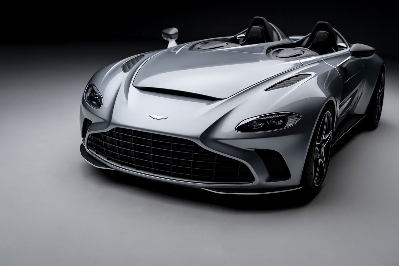 Nu är den här - Aston Martin V12 Speedster