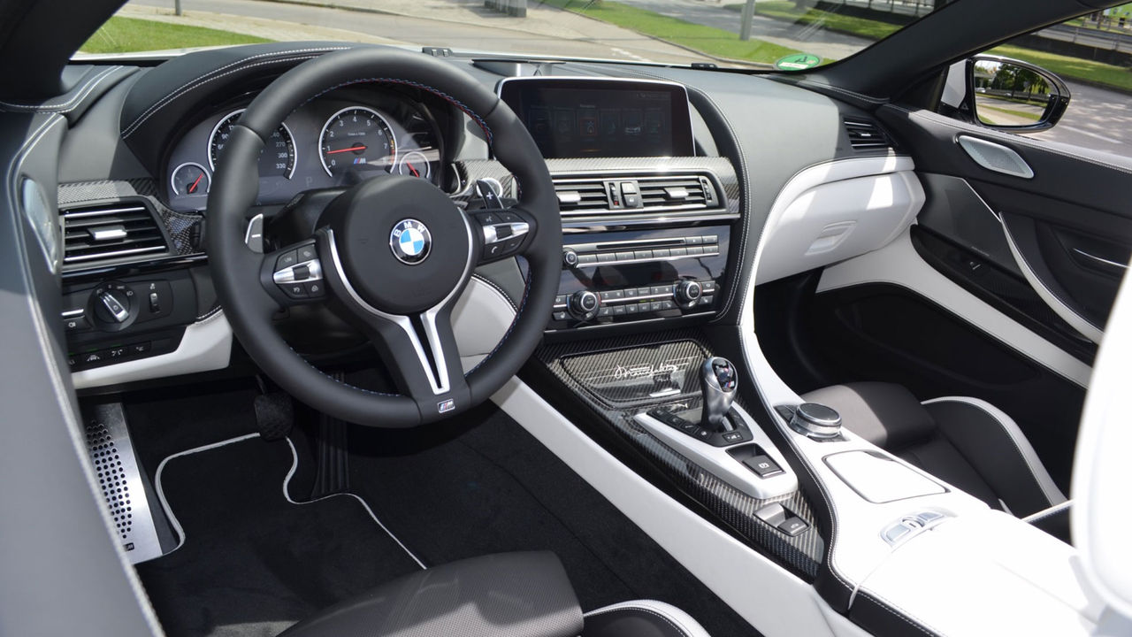 Om bildelsstölder i kvällens Veckans brott