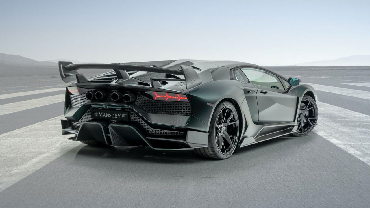 Mansory presenterar ombyggd Aventador SVJ. Påminner mig om