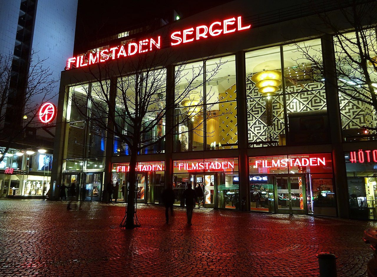 Filmstaden begränsar antalet besökare på sina biografer