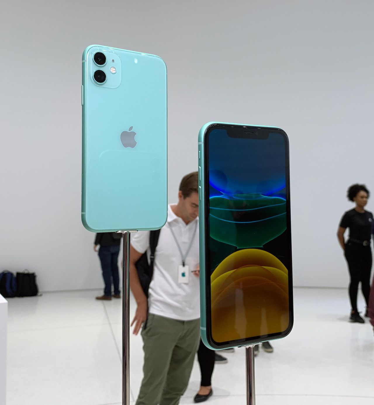 Apple tar bort begränsningar för iPhone-inköp