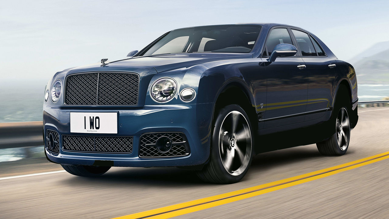 Bentleys första elbil blir en högbyggd sedan