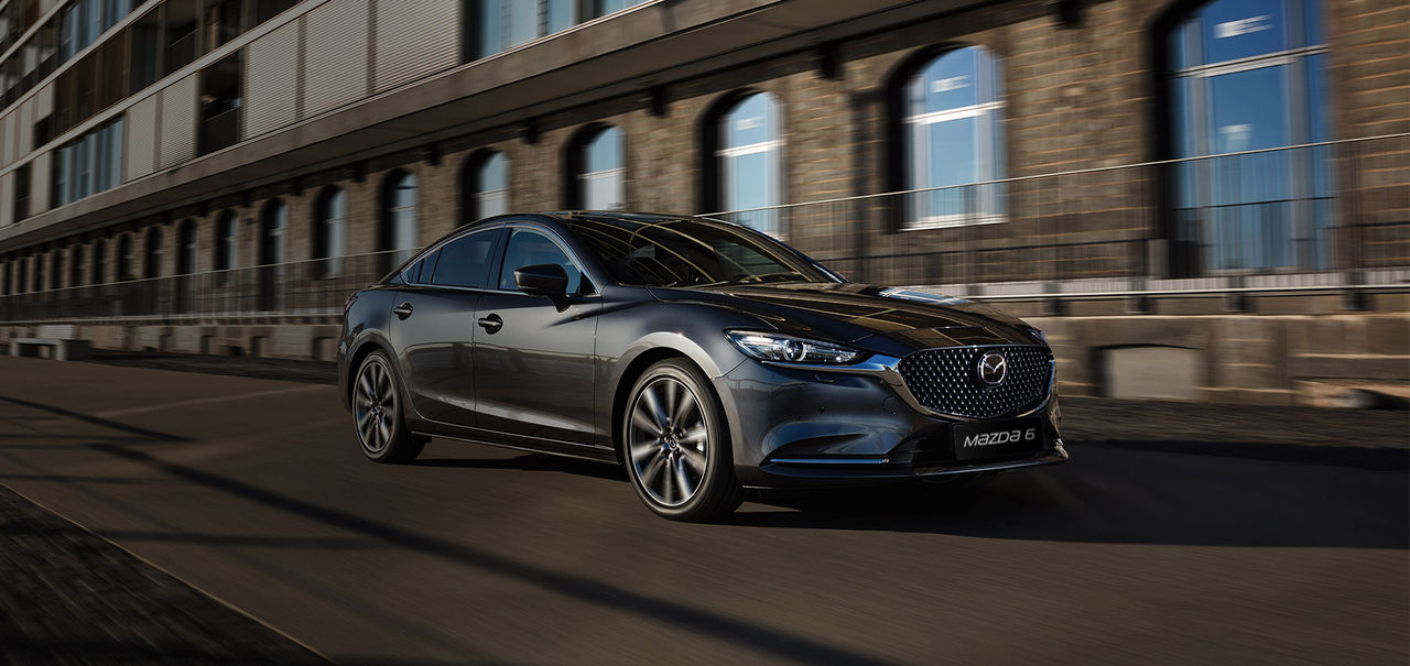 Bakhjulsdrift och rak sexa i nästa Mazda6?