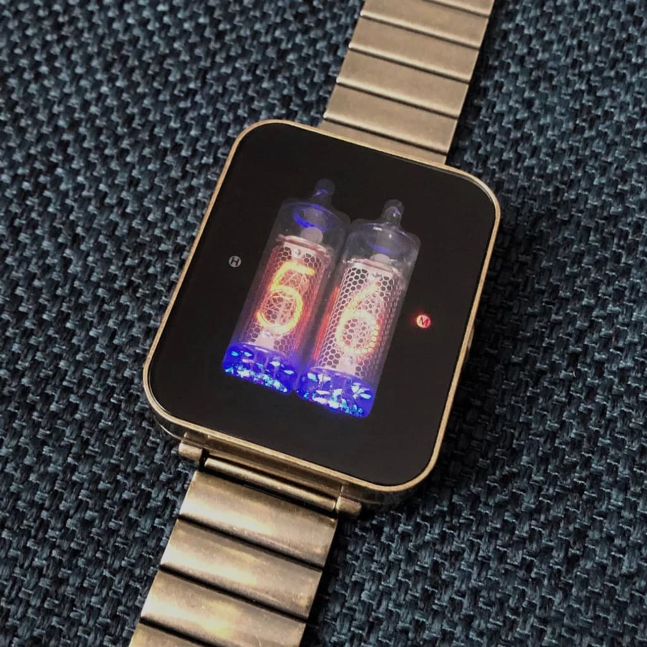 Nixie Tube Watch är en riktigt fet retroklocka