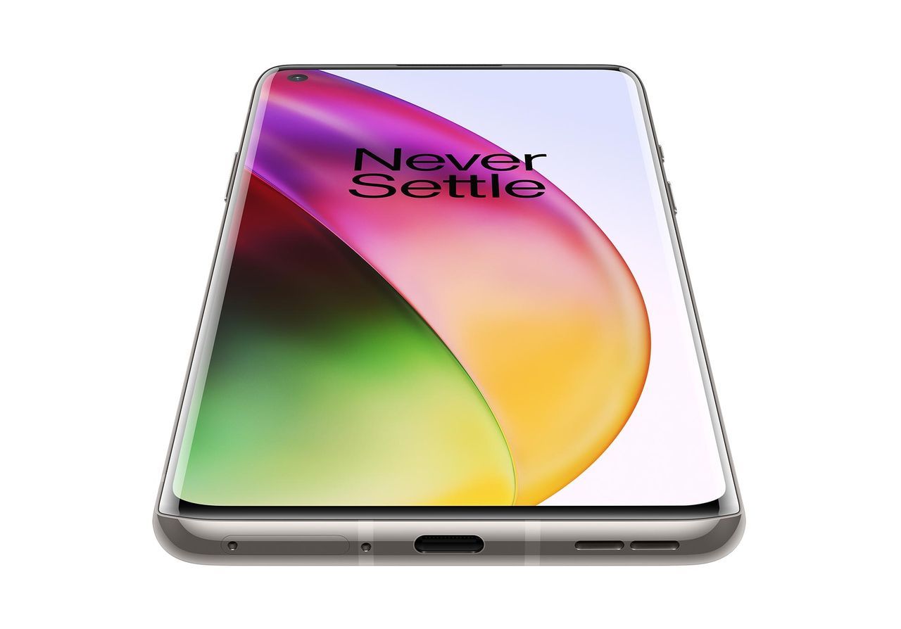 OnePlus 8 Pro-användare rapporterar om skärmstrul