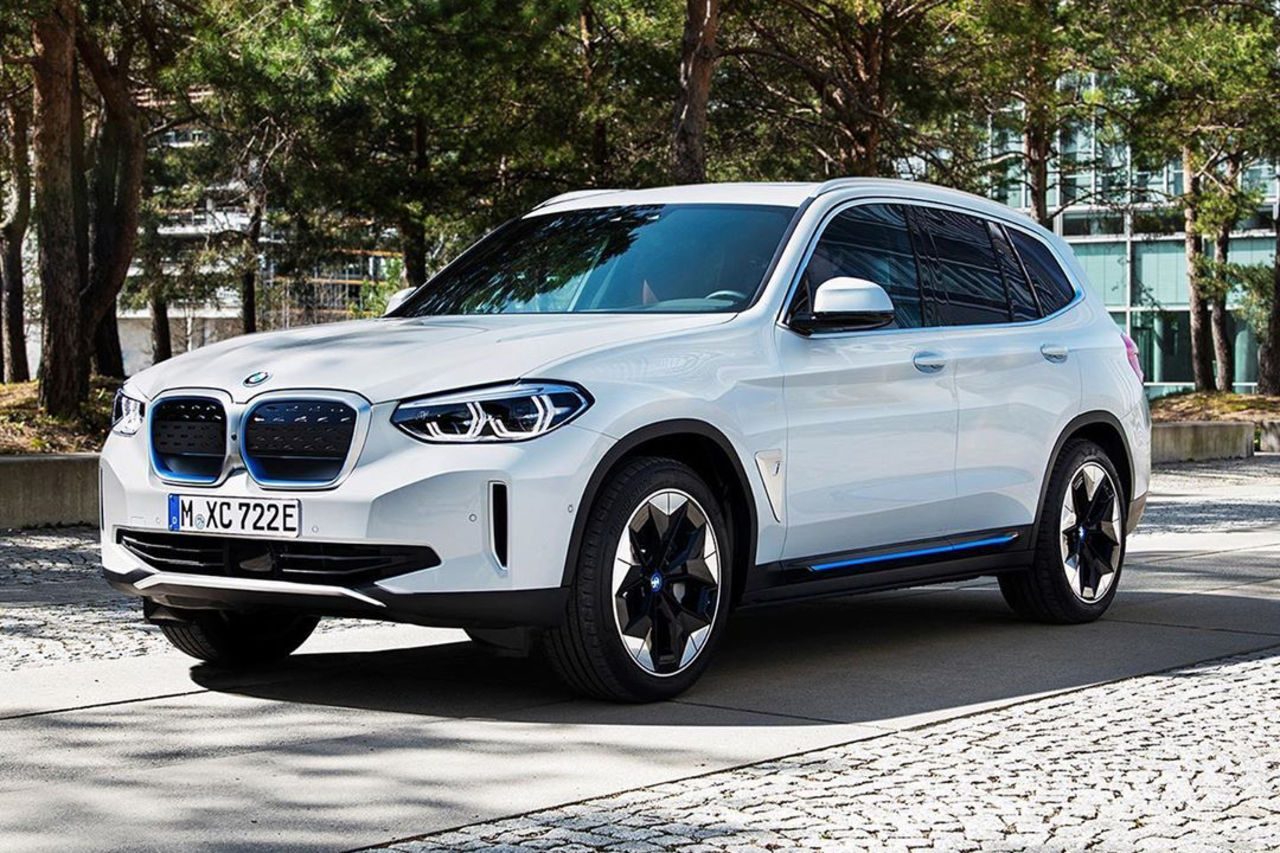 BMW iX3 i produktionskläder läcker ut